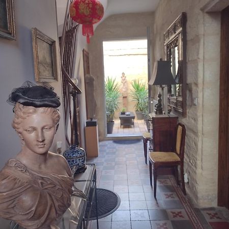 Au Gre Du Voyage Daire Uzès Dış mekan fotoğraf