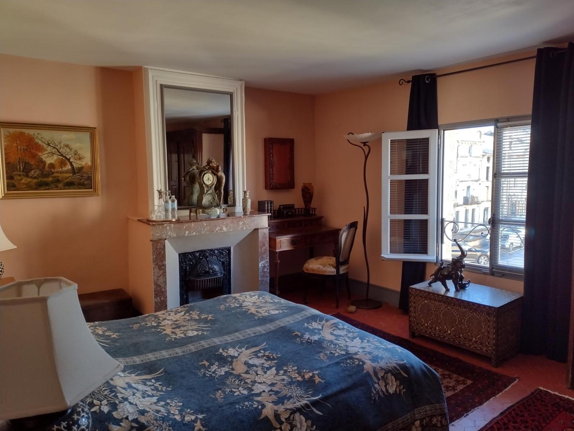 Au Gre Du Voyage Daire Uzès Dış mekan fotoğraf